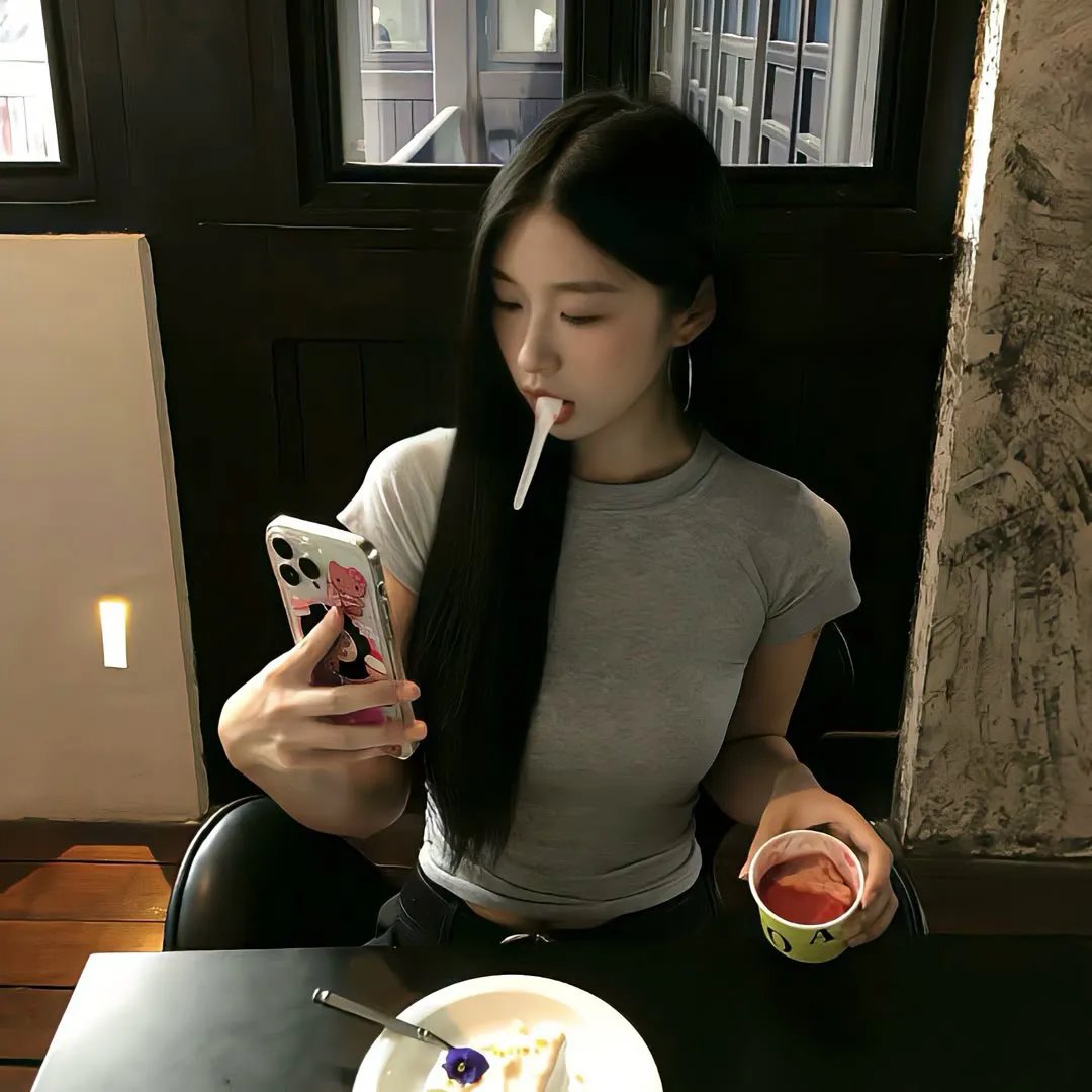 夏洛特眼中的简